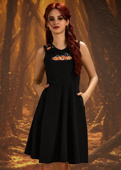 Vestido de vuelo bordado con calabazas de Halloween