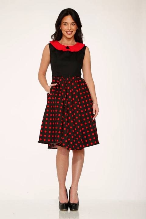 Vestido swing de lunares negros y rojos