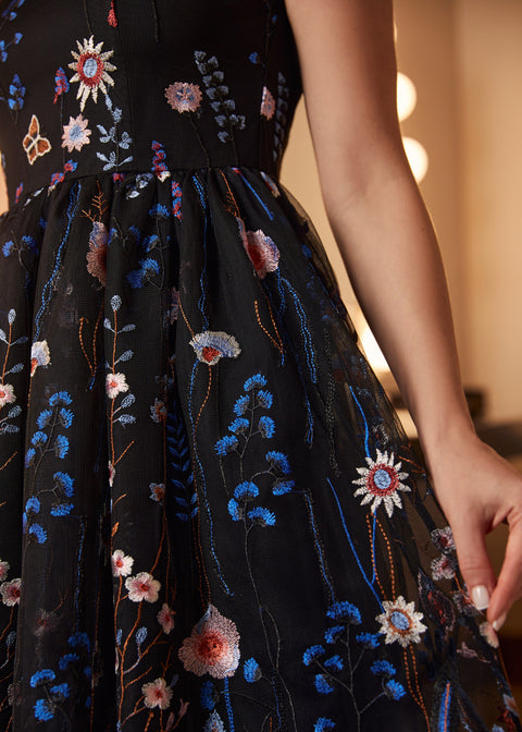 Vestido Mystique Mirage de corte ajustado y falda acampanada