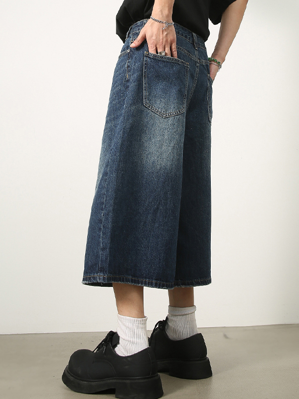 Men’s Oversized Cropped Distressed Jean