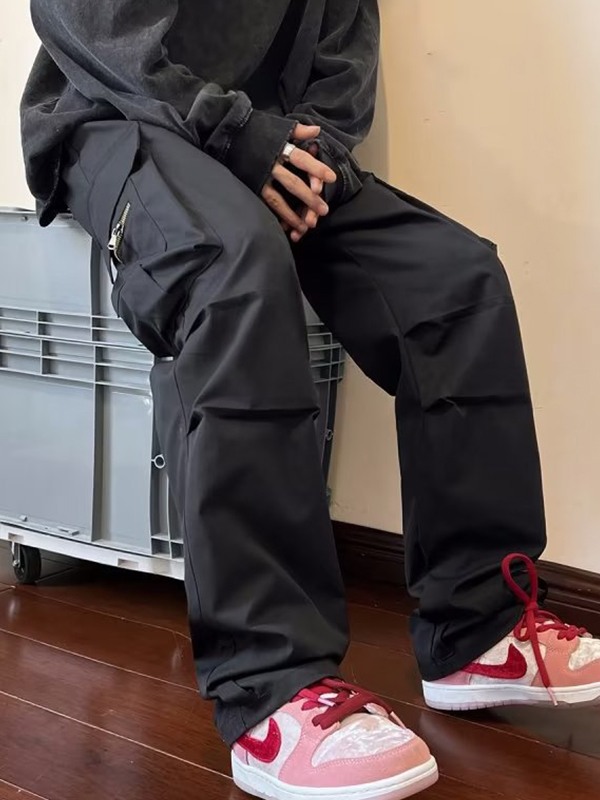 Men’s Solid Multi Pocket Ruched Cargo Pants