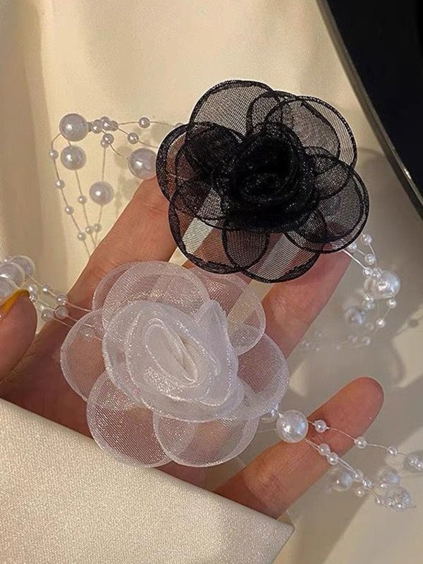 French Romantic Flower Pearl Necklace