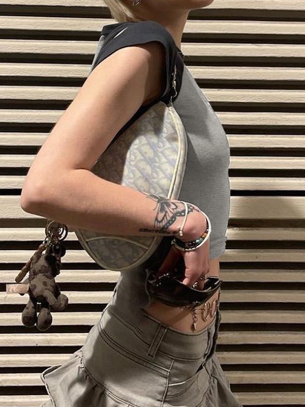 Lettering Racing Raglan Sleeve Cropped Top