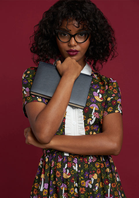 Sí, vestido Darling de corte ajustado y falda acampanada (venta final)