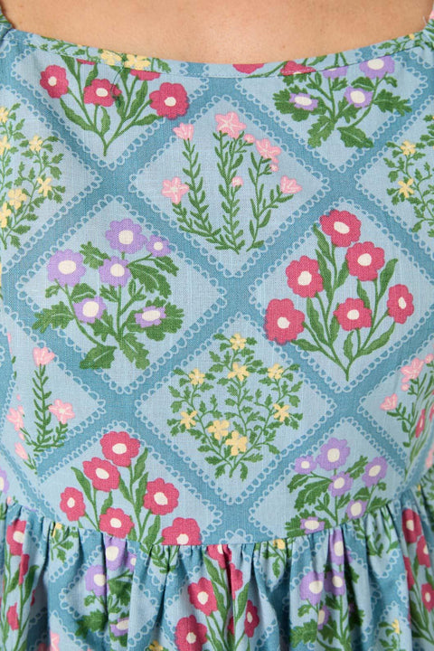 Minivestido floral con estampado de celosía