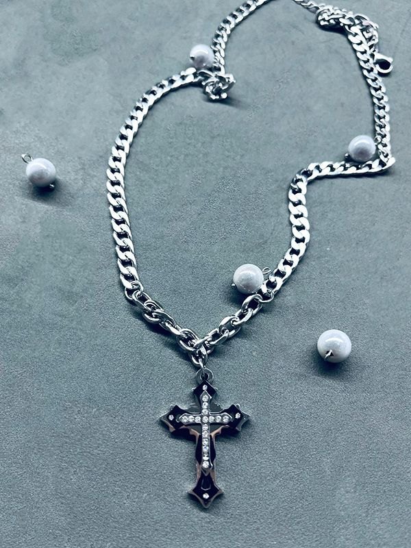 Men’s Rhinestone Cross Pendant Chain Necklace