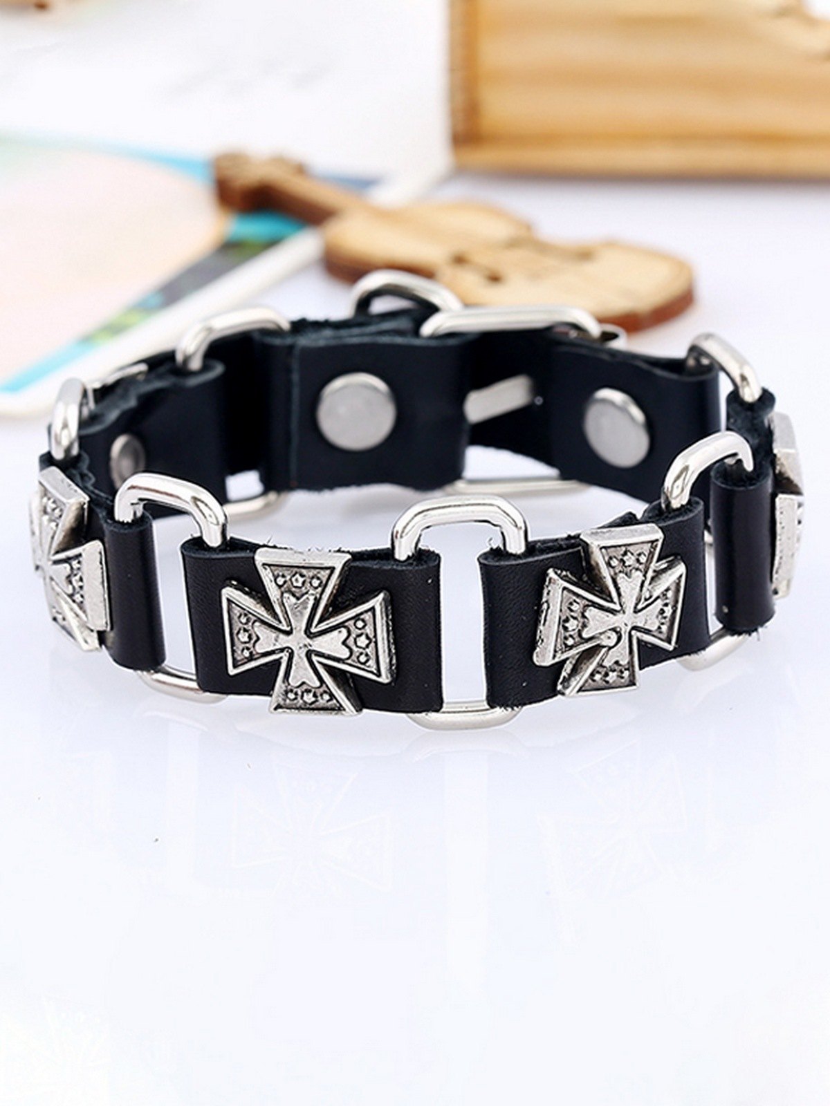 Men’s Cross Pattern Pu Leather Link Bracelet