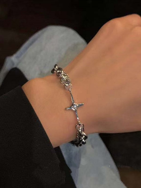 Star Decor Chain Bracelet