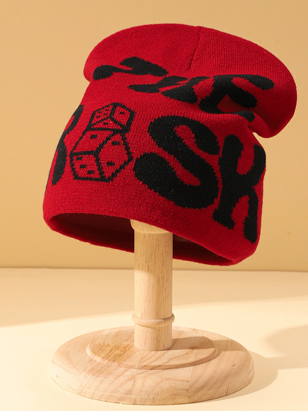 Contrast Color Letter Dice Print Beanie Hat