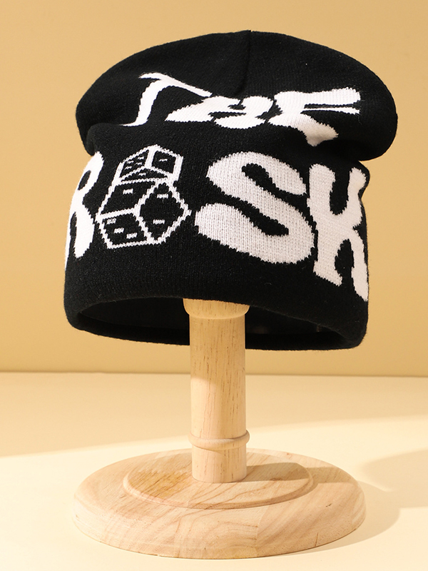 Contrast Color Letter Dice Print Beanie Hat