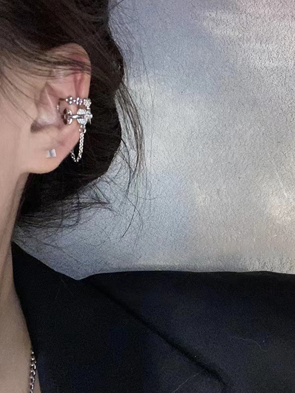 Shiny Chain Tassel Cuff Earring